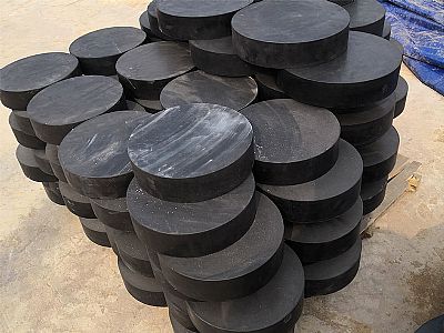 城口县板式橡胶支座由若干层橡胶片与薄钢板经加压硫化